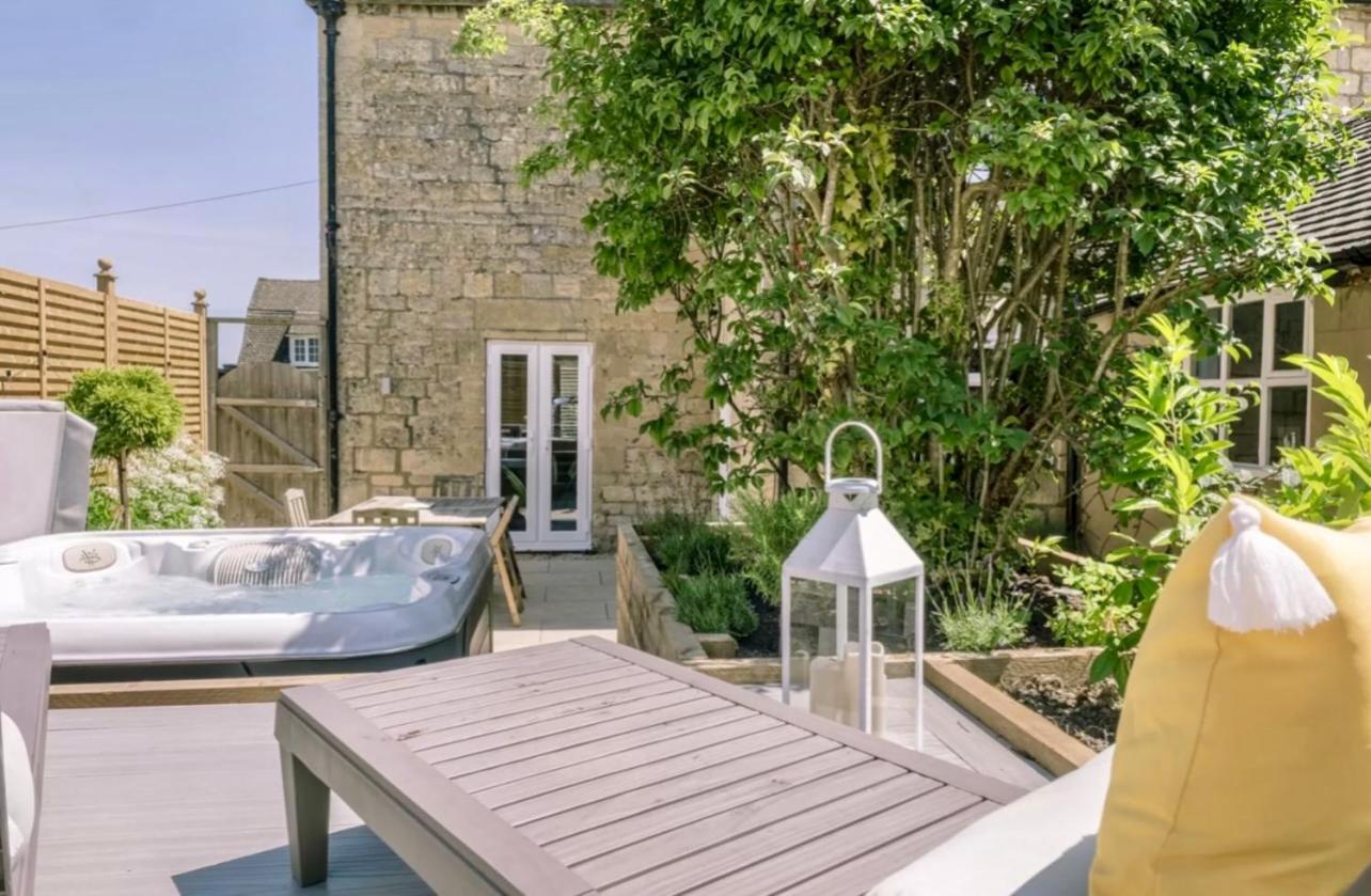 Luxury Cotswolds Cottage With Hot Tub Winchcombe Exterior foto