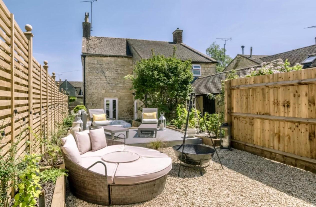 Luxury Cotswolds Cottage With Hot Tub Winchcombe Exterior foto